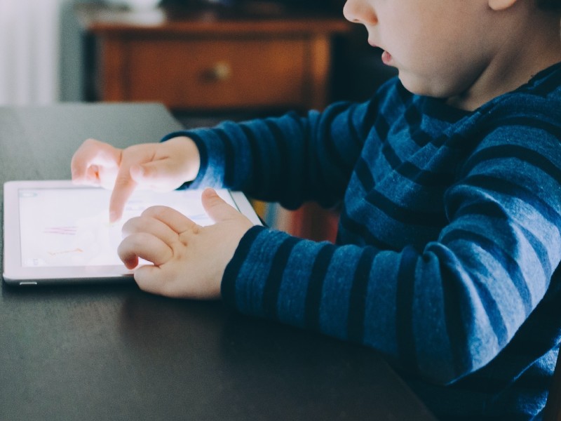 7 Ideas To Help Kids Build A Healthy Relationship With Technology
